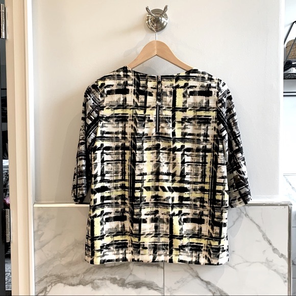 RACHEL Rachel Roy Black and White Top.  Yellow and Pink on Reverse. - Picture 5 of 9